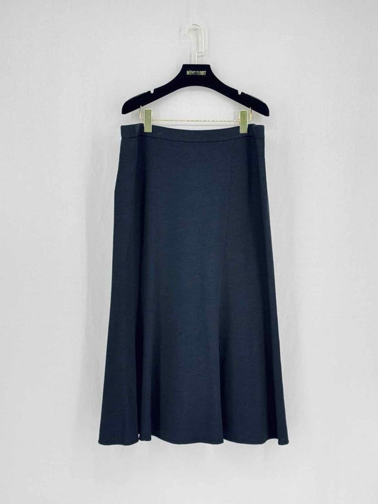 Pre - loved ST. JOHN COLLECTION Navy Blue Size US 16 Midi Skirt at Reems Closet