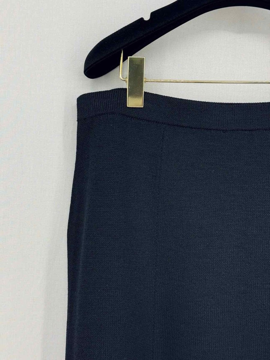Pre - loved ST. JOHN COLLECTION Navy Blue Size US 16 Midi Skirt at Reems Closet