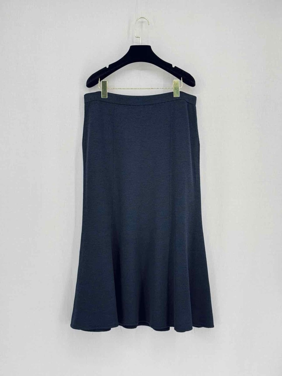 Pre - loved ST. JOHN COLLECTION Navy Blue Size US 16 Midi Skirt at Reems Closet