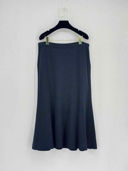 Pre - loved ST. JOHN COLLECTION Navy Blue Size US 16 Midi Skirt at Reems Closet