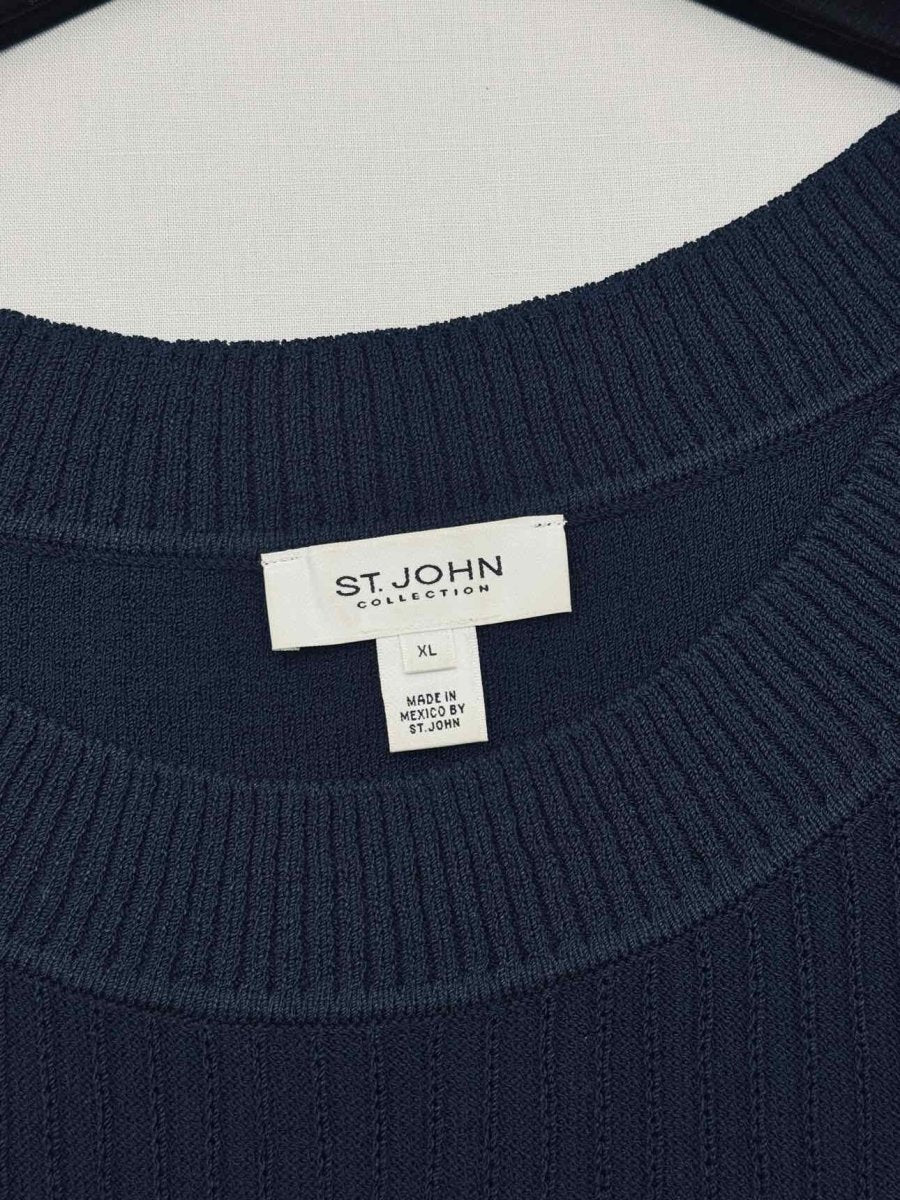 Pre-loved ST. JOHN Size XLarge Knee Length Dress at Reems Closet