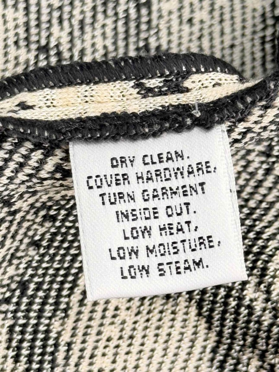 Pre-loved ST. JOHN White & Black Jacquard Size US 16 Jacket at Reems Closet