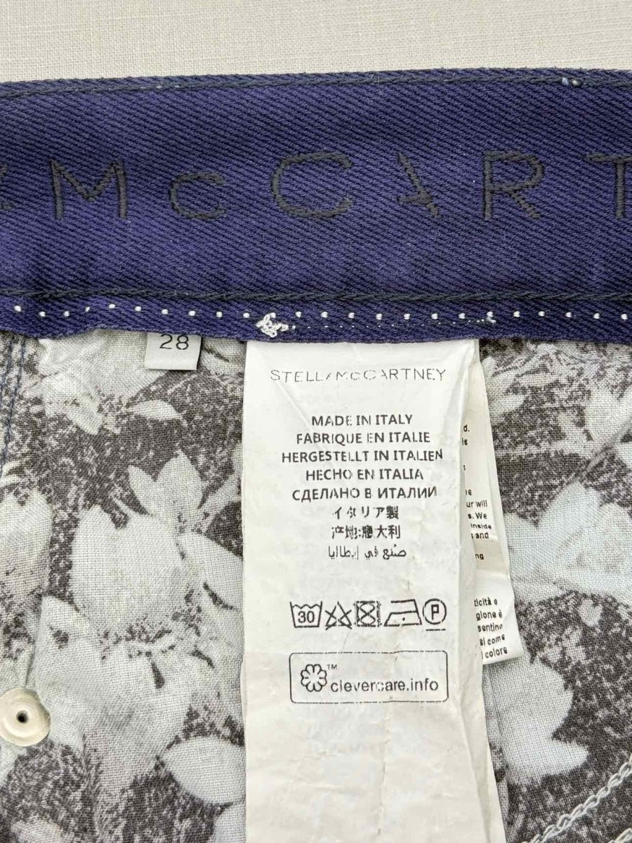 Pre - loved STELLA MCCARTNEY Blue Star Print Size 28 Jeans at Reems Closet