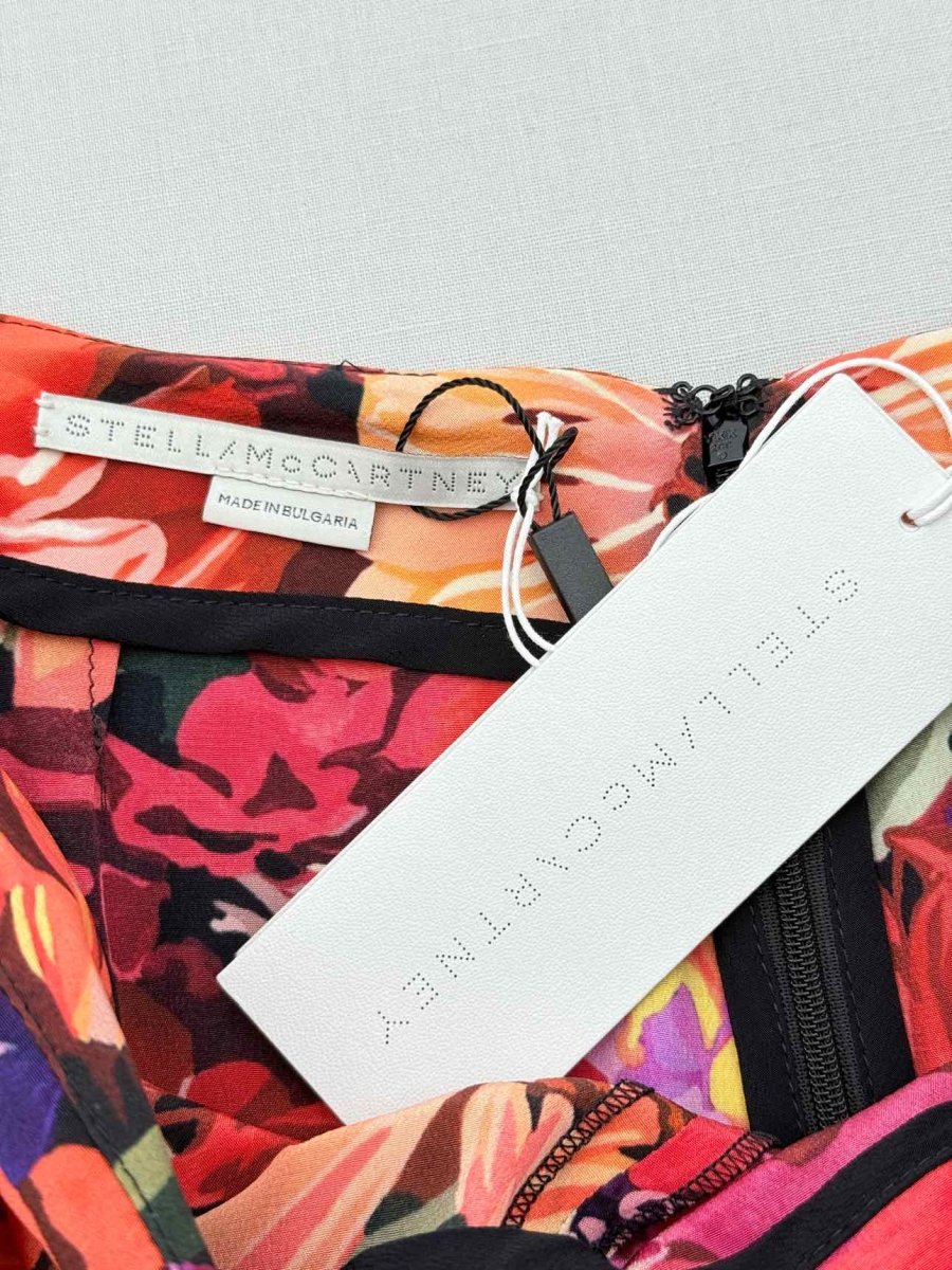 Pre - loved STELLA MCCARTNEY Red Multicolor Floral Size US 4 Pants at Reems Closet