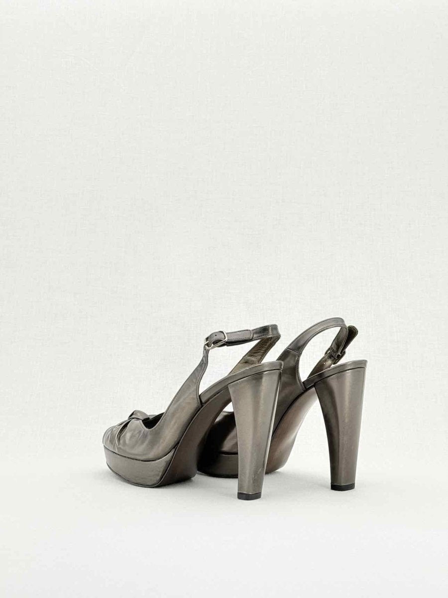 Pre - loved STUART WEITZMAN Silver Size EU 36.5 Slingbacks at Reems Closet