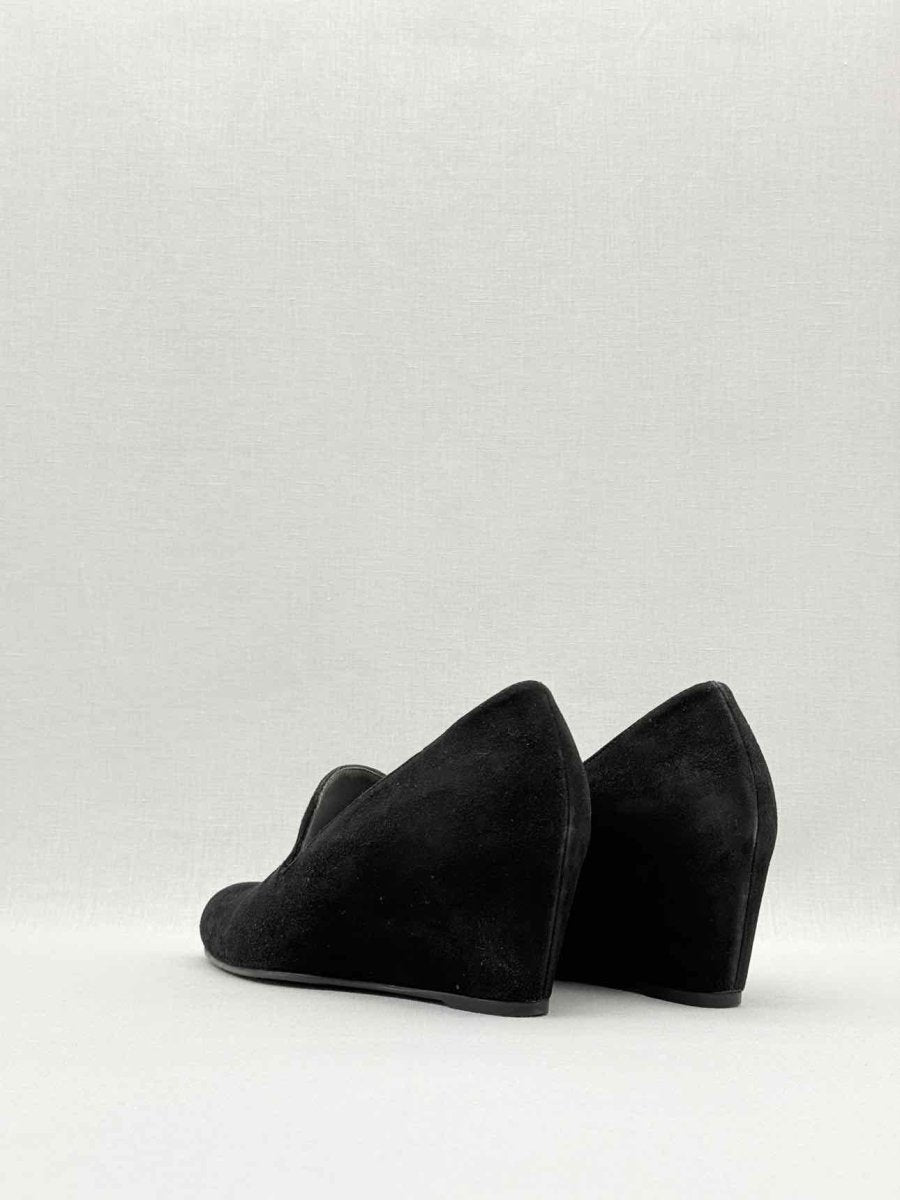 Pre - loved STUART WEITZMAN Wedge Black Size EU 37 Loafers at Reems Closet