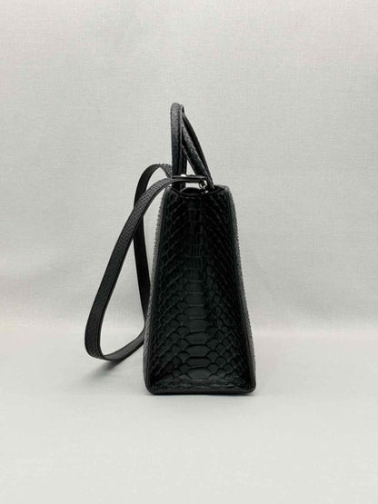 Pre-loved S'UVIMOL Black Tote Bag at Reems Closet