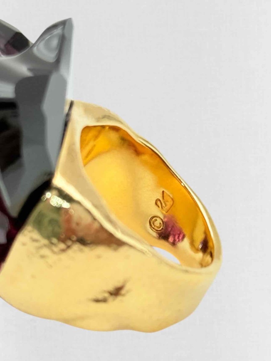 Pre - loved SWAROVSKI Fashion Ring at Reems Closet