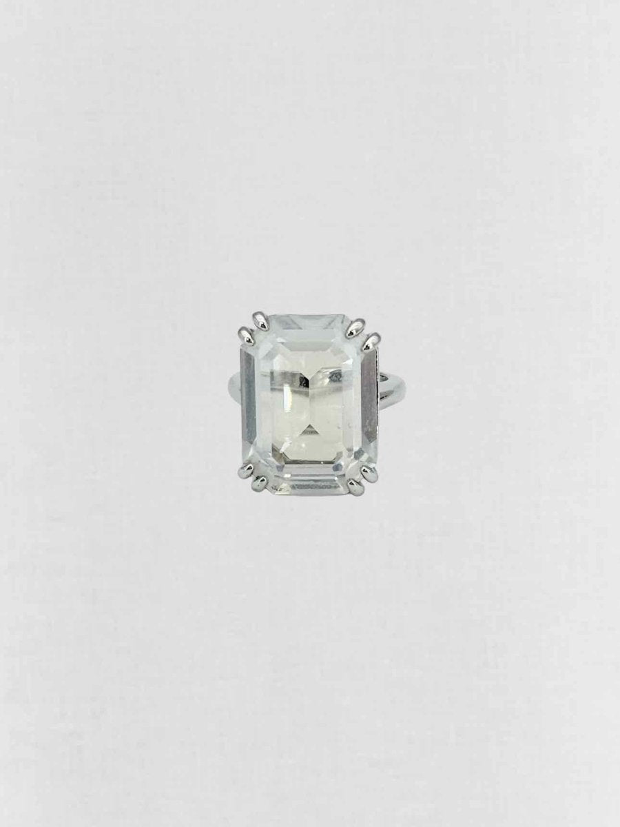 Pre - loved SWAROVSKI Fashion Ring at Reems Closet