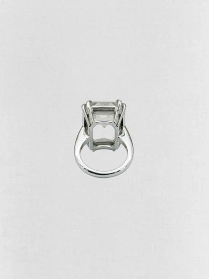 Pre - loved SWAROVSKI Fashion Ring at Reems Closet