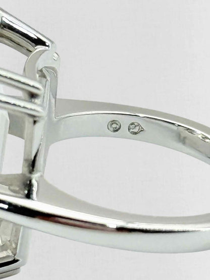 Pre - loved SWAROVSKI Fashion Ring at Reems Closet