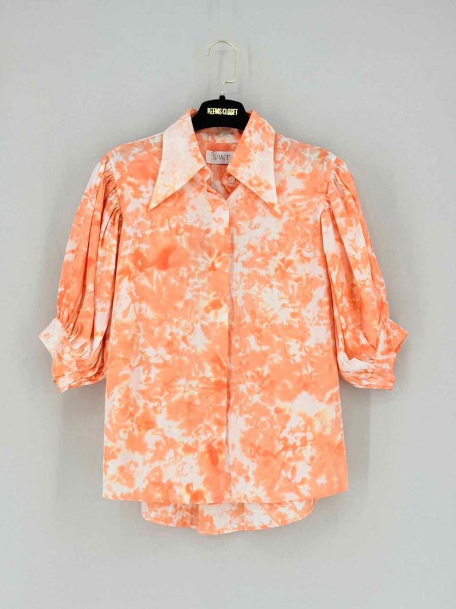 Pre - loved S/W/F Short Sleeve Orange & White Size Small Shirt at Reems Closet