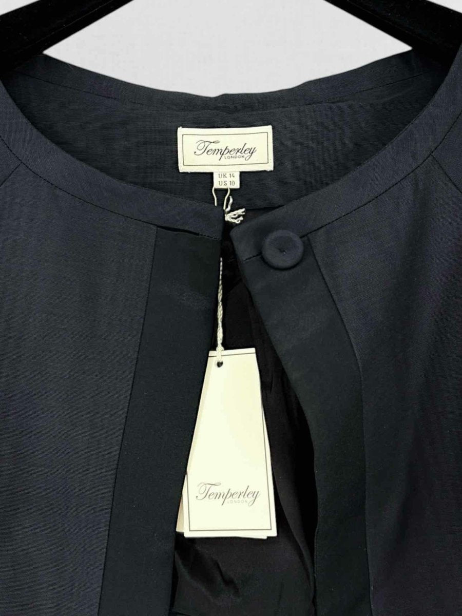 Pre - loved TEMPERLEY LONDON PALAIS Black Jacket US10 at Reems Closet