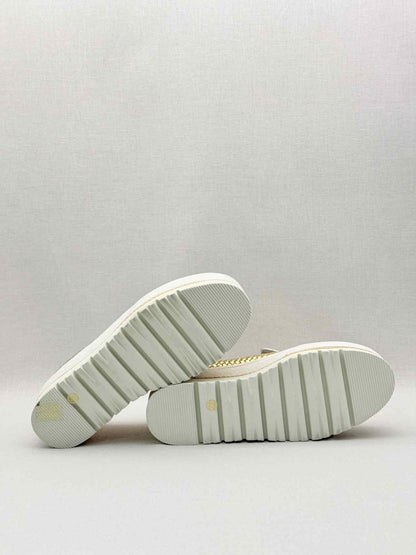 Pre-loved TEMPS D'ORAGE Metallic Gold Size EU 37 Platform at Reems Closet