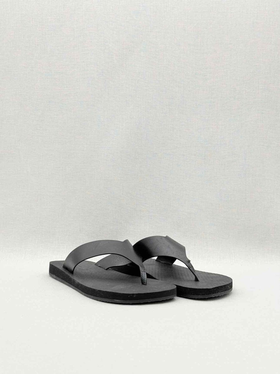 Pre-loved THE ROW Dune Classic Ginza Black Size EU 35 Flip flops at Reems Closet