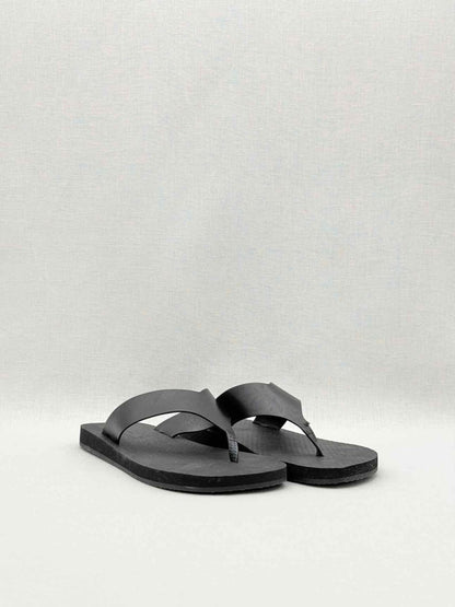 Pre-loved THE ROW Dune Classic Ginza Black Size EU 35 Flip flops at Reems Closet