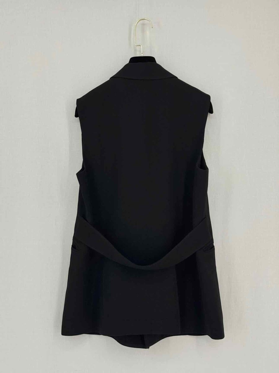 Pre-loved THEORY Black Size US 8 Vest at Reems Closet