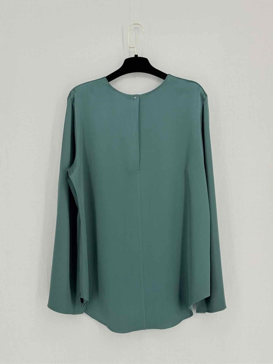 Pre - loved THEORY Green Size Large Top at Reems Closet