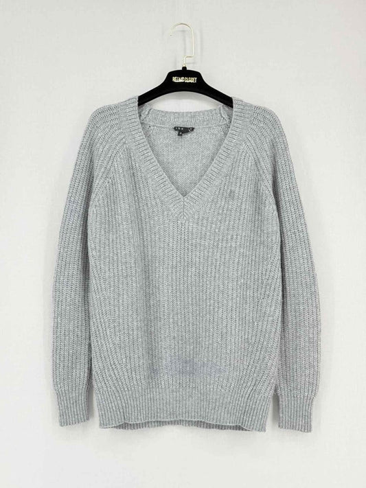 Pre - loved THEORY Grey Size Small Sweater at Reems Closet