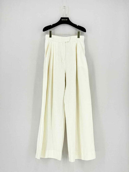 Pre - loved THREE GRACES LONDON Cream Size US 8 Outfit Set at Reems Closet