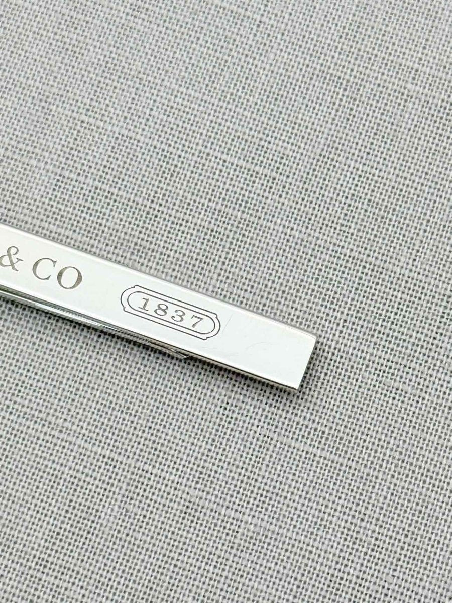 Pre-loved TIFFANY & CO Tie Bar at Reems Closet