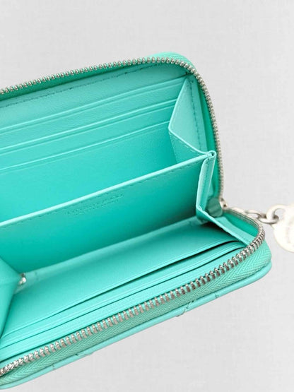 Pre - loved TIFFANY & CO Tiffany Blue Quilted Compact Wallet at Reems Closet
