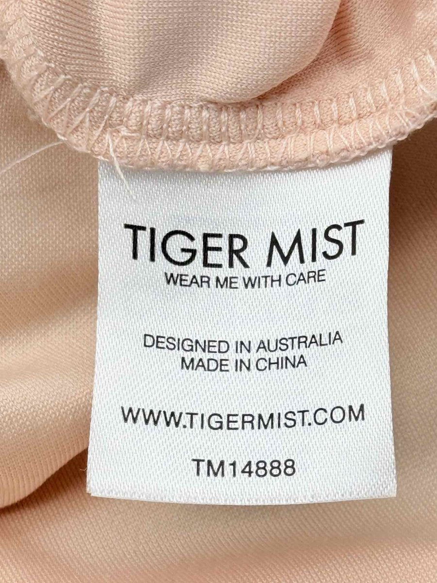 Pre - loved TIGER MIST Amaran Pink Floral Size XSmall Long Dress at Reems Closet