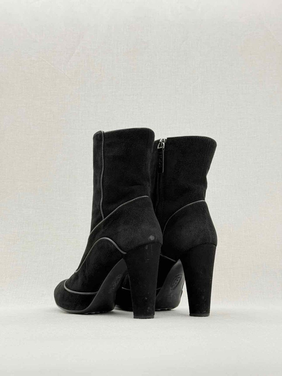 Pre - loved TOD'S Black Size EU 38.5 Ankle Boots at Reems Closet