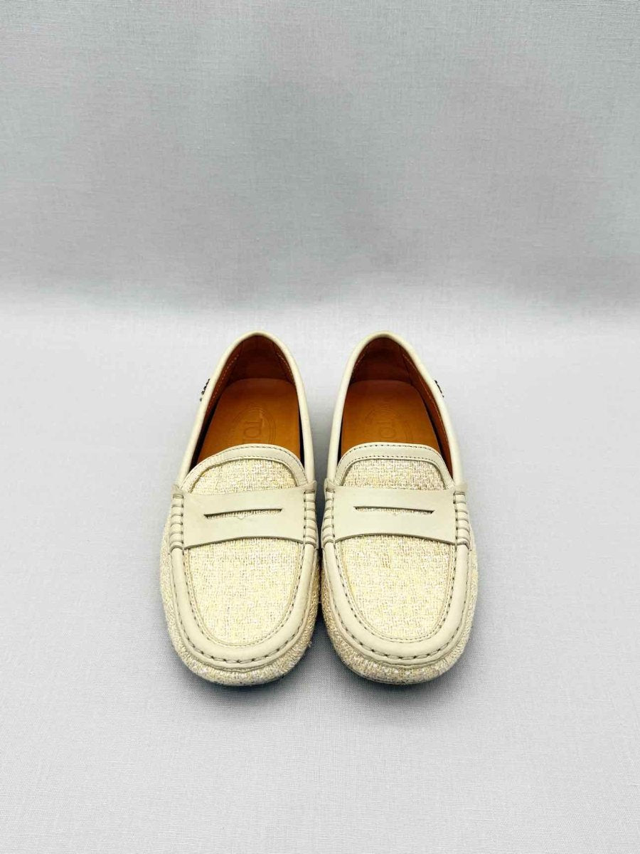 Pre-loved TOD'S Gommino Cream Size EU 35.5 Loafers at Reems Closet