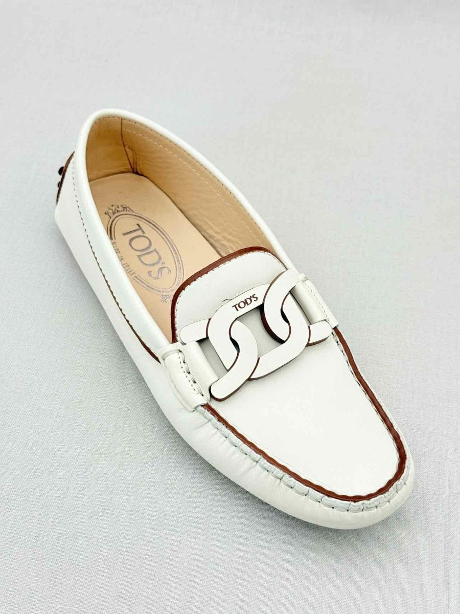 Pre - loved TOD'S Kate Off - white Size EU 35.5 Loafers at Reems Closet