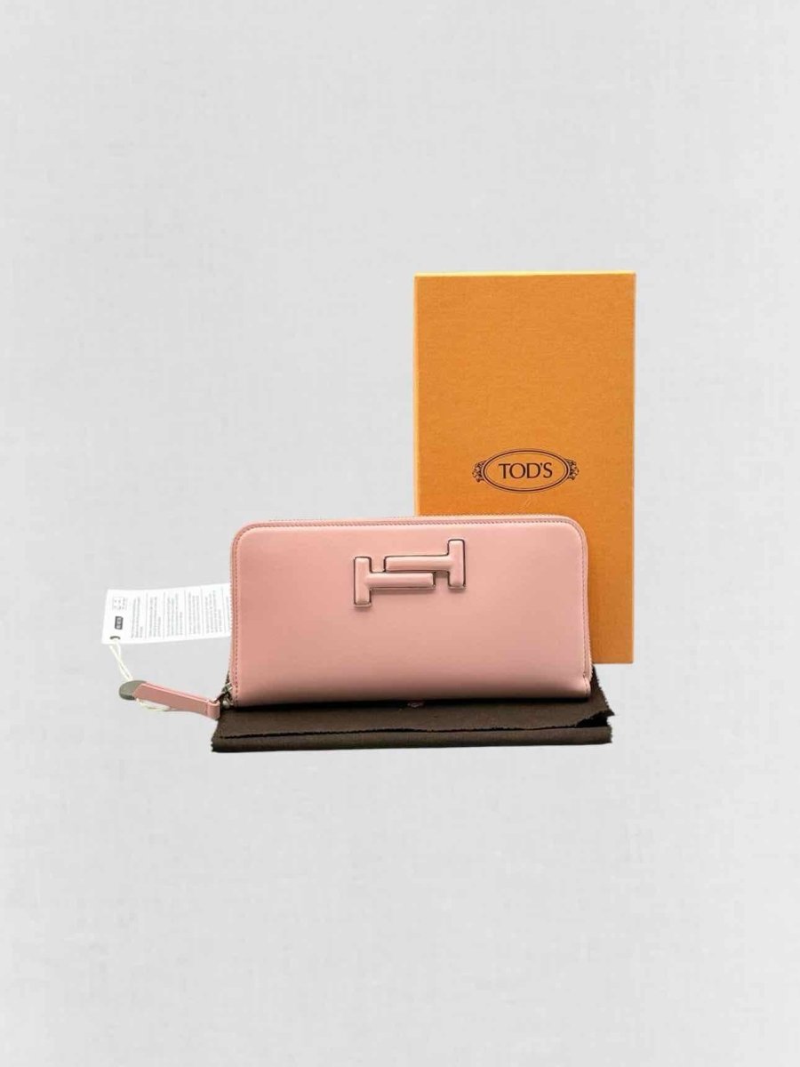 Pre - loved TOD'S Pale Pink Continental Wallet at Reems Closet