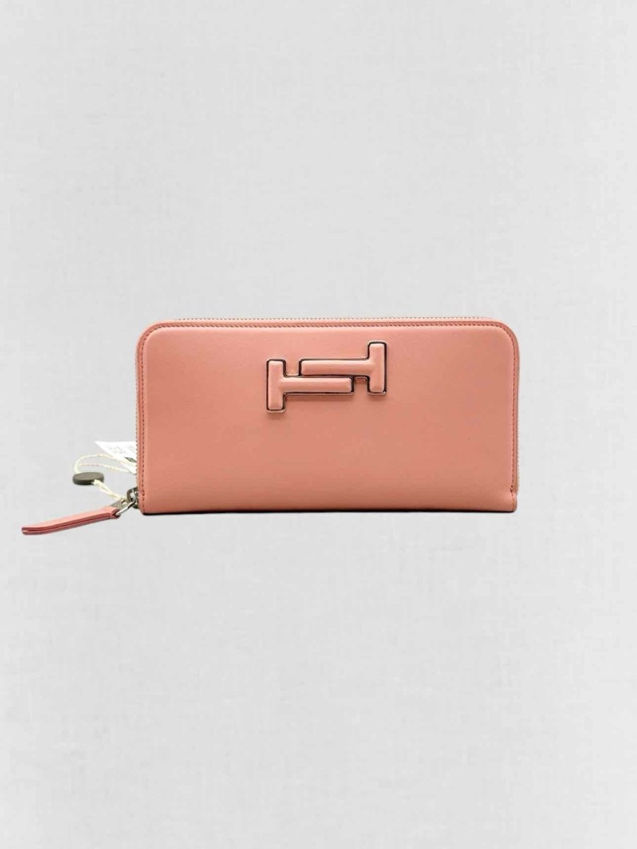 Pre - loved TOD'S Pale Pink Continental Wallet at Reems Closet