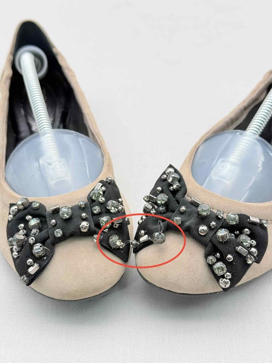 Pre-loved TOD'S Scrunch Nude Size EU 38.5 Ballet Flats at Reems Closet