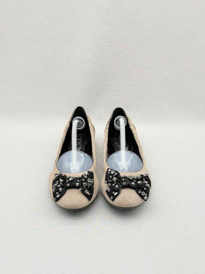 Pre-loved TOD'S Scrunch Nude Size EU 38.5 Ballet Flats at Reems Closet