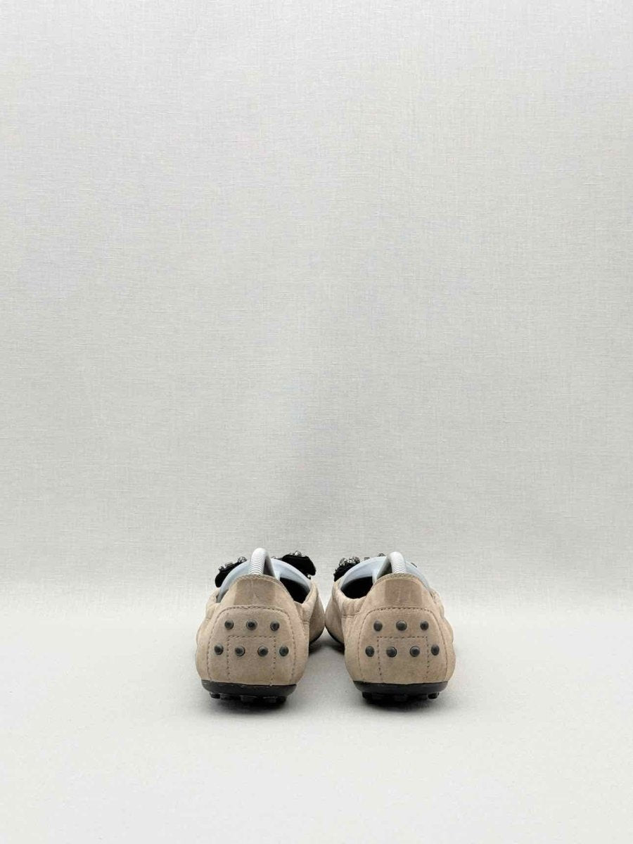 Pre-loved TOD'S Scrunch Nude Size EU 38.5 Ballet Flats at Reems Closet