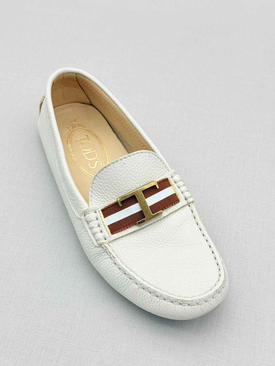 Pre - loved TOD'S White Size EU 35.5 Loafers at Reems Closet