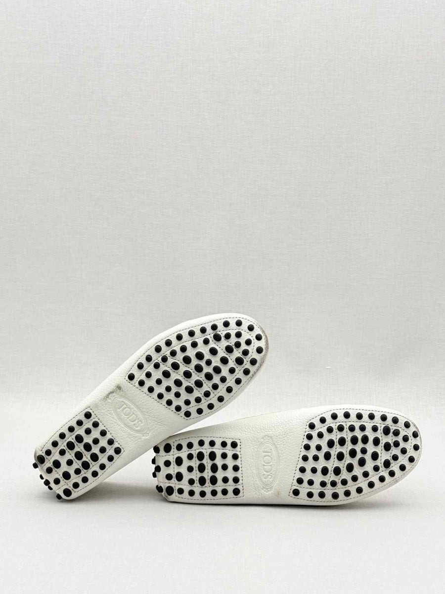 Pre - loved TOD'S White Size EU 35.5 Loafers at Reems Closet