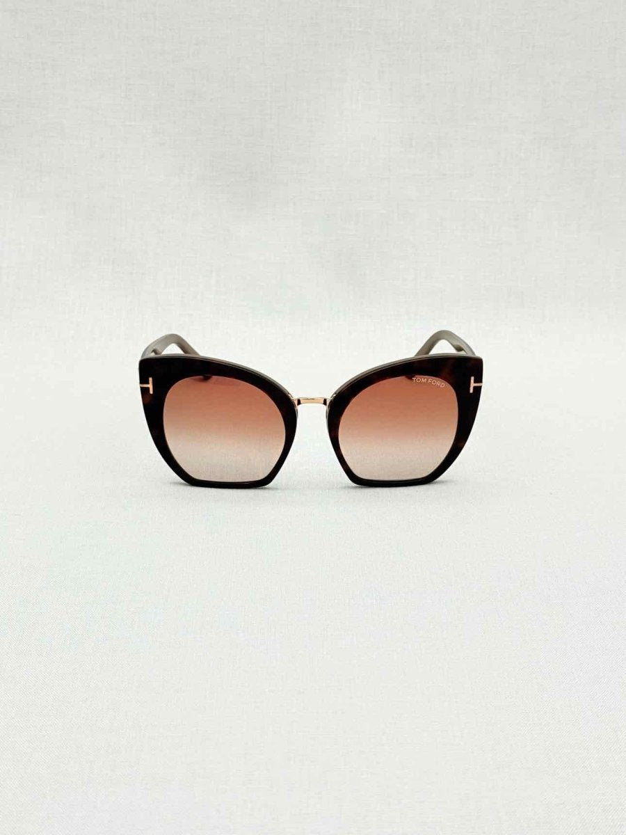 Pre - loved TOM FORD Black Sunglasses at Reems Closet