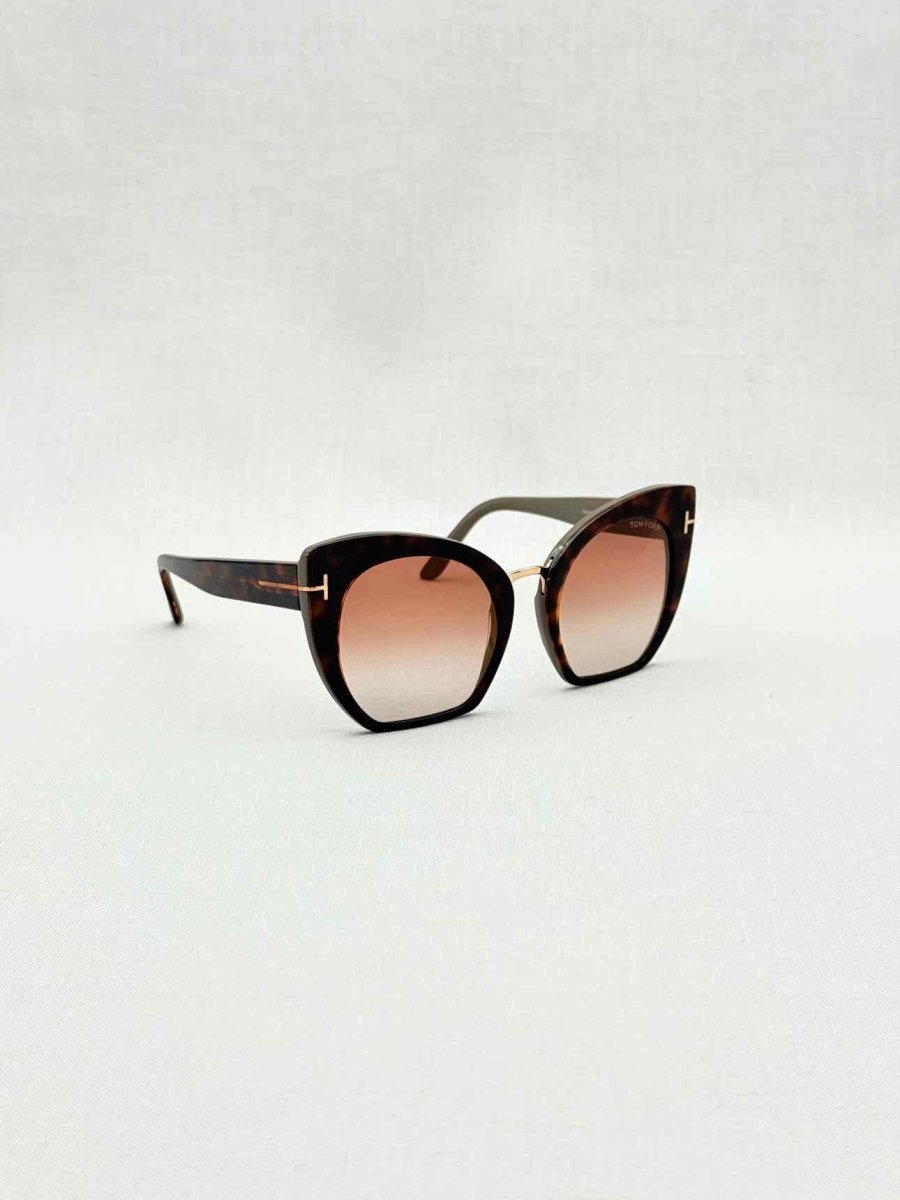 Pre - loved TOM FORD Black Sunglasses at Reems Closet