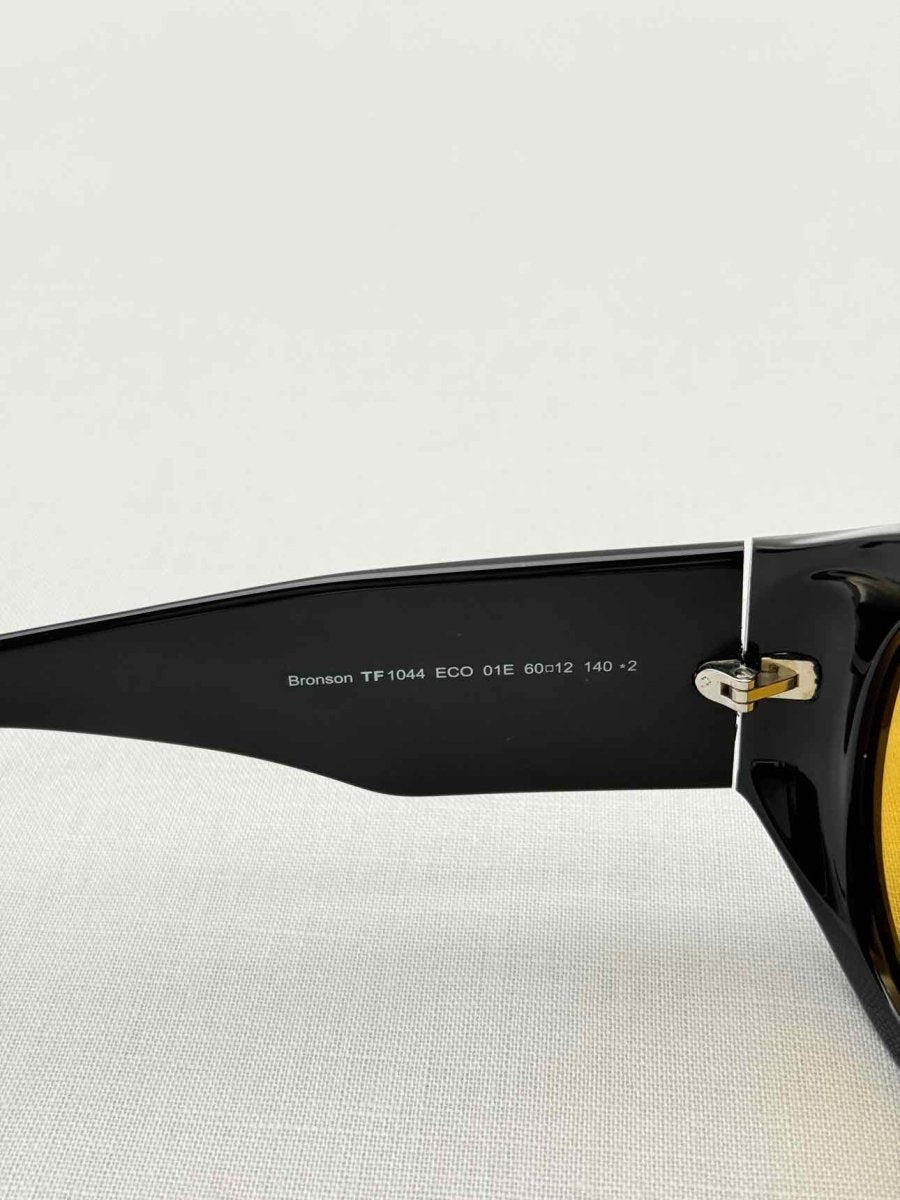 Pre-loved TOM FORD Black Sunglasses at Reems Closet
