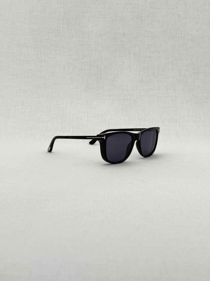 Pre - loved TOM FORD Black Sunglasses at Reems Closet