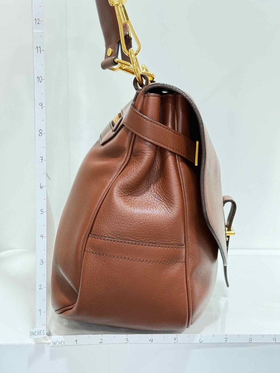 Pre - loved TOM FORD Jennifer Brown Shoulder Bag at Reems Closet