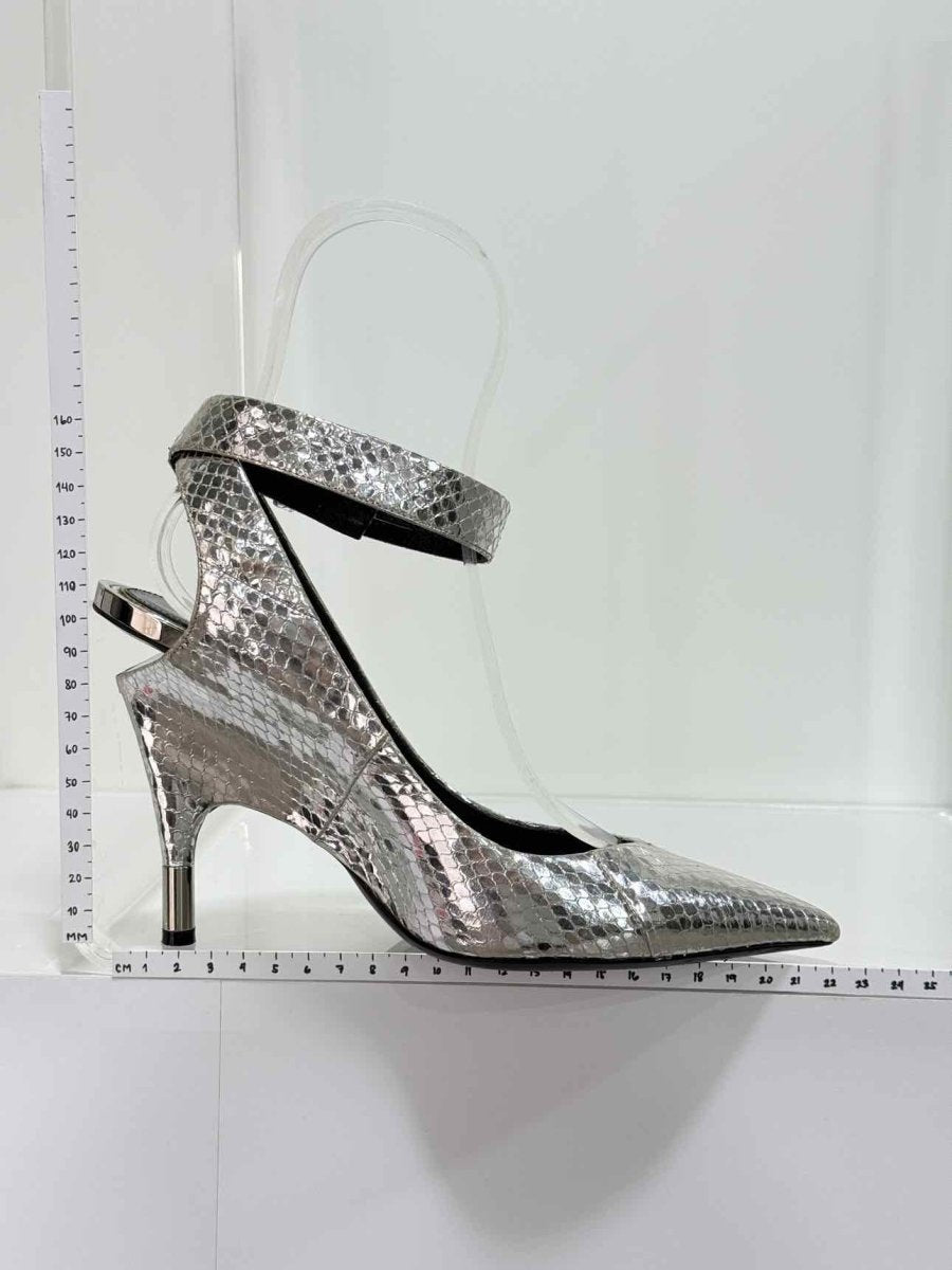 Pre - loved TOM FORD Silver Python Embossed Size EU 38 Pumps at Reems Closet