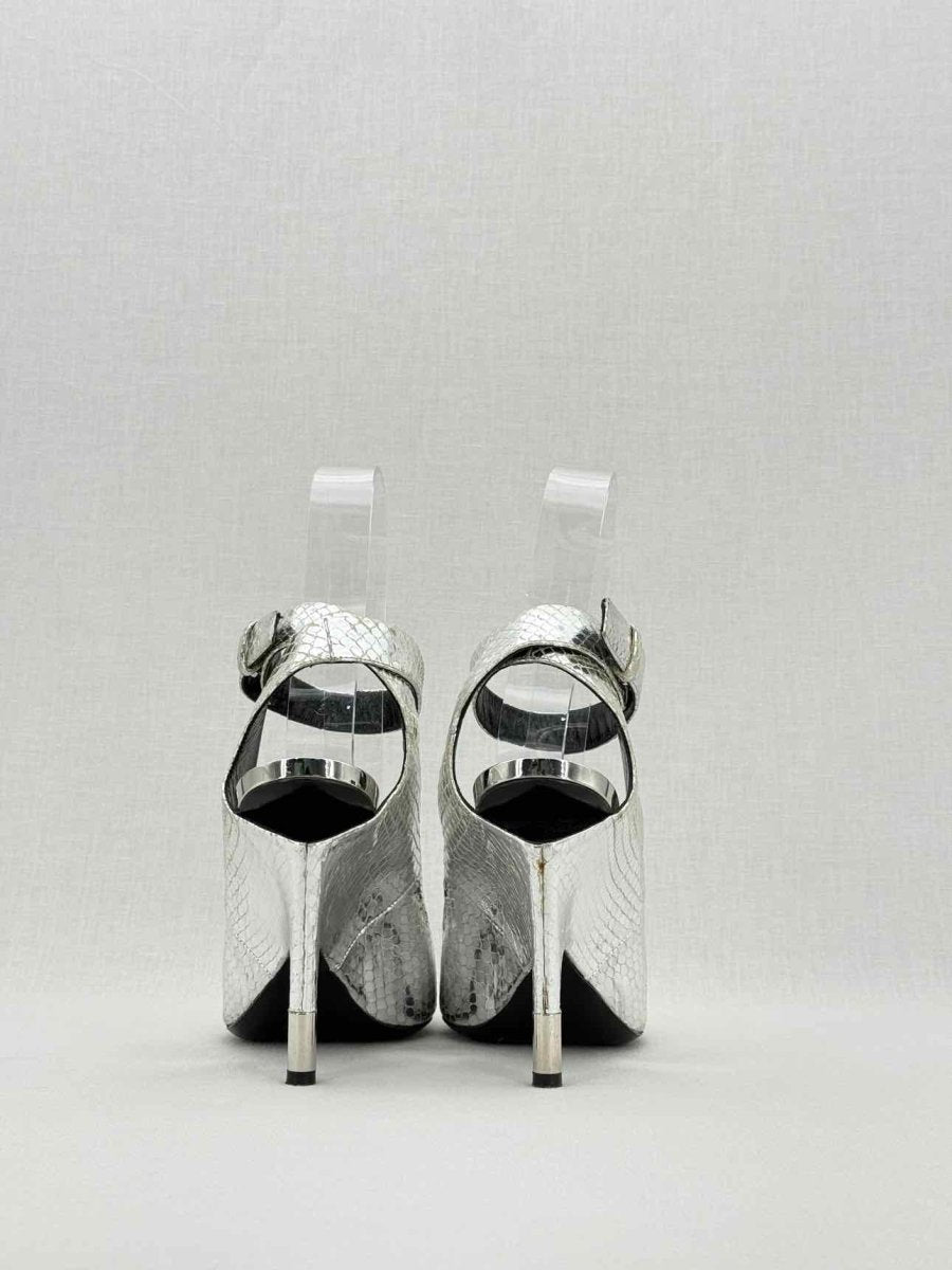 Pre - loved TOM FORD Silver Python Embossed Size EU 38 Pumps at Reems Closet