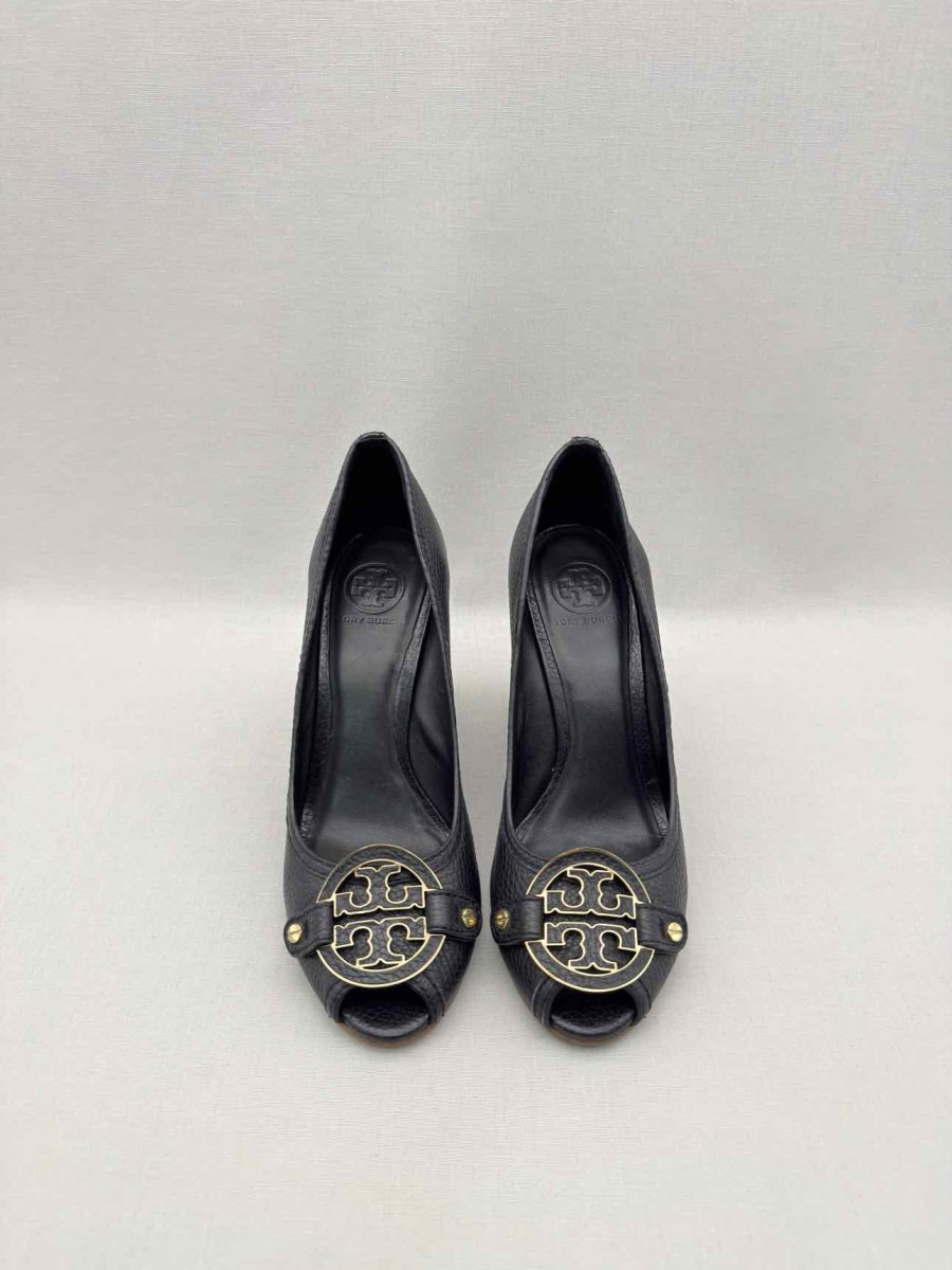 Pre-loved TORY BURCH Amanda Black Size EU 41 Wedges at Reems Closet