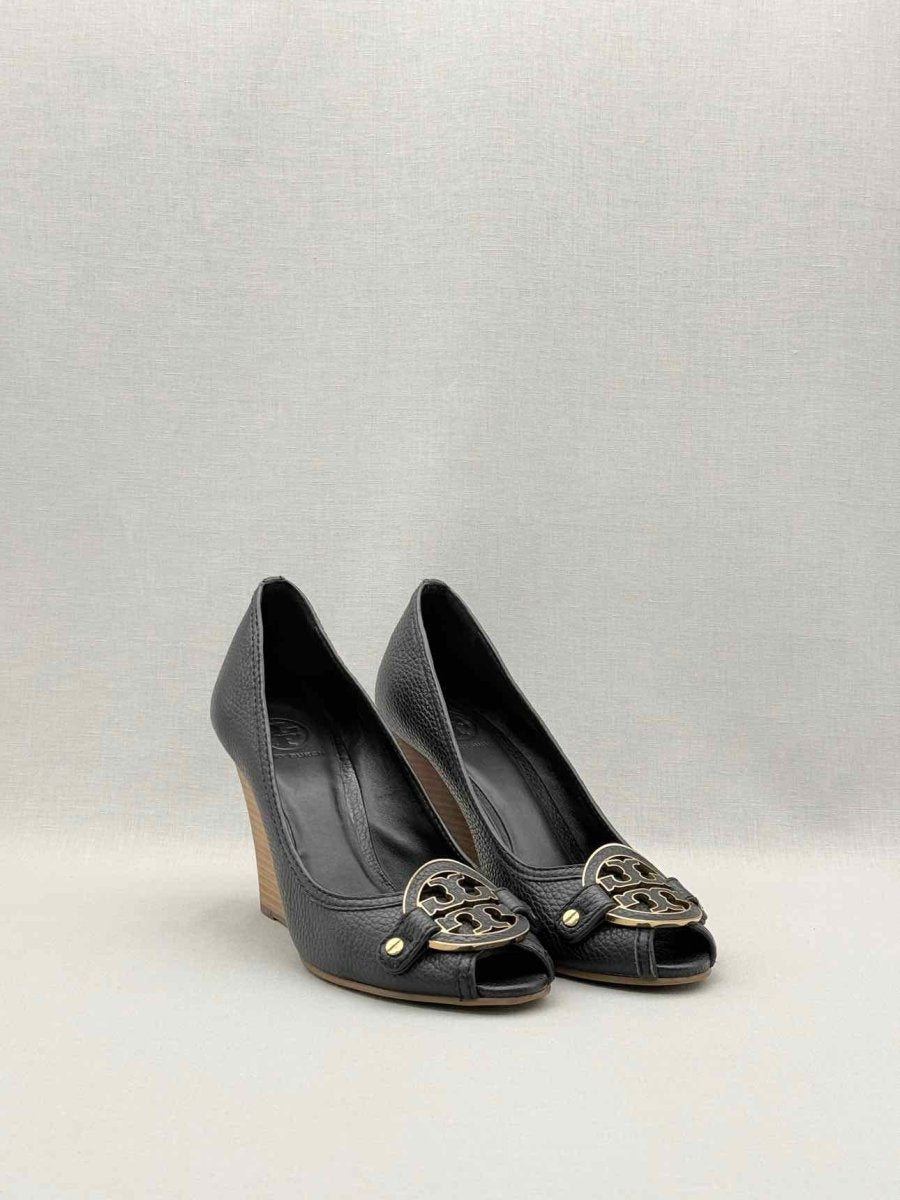 Pre-loved TORY BURCH Amanda Black Size EU 41 Wedges at Reems Closet
