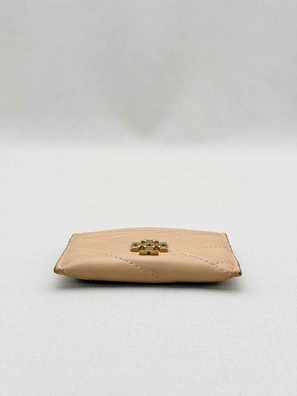 Pre-loved TORY BURCH Beige Chevron Quilted Card Case at Reems Closet