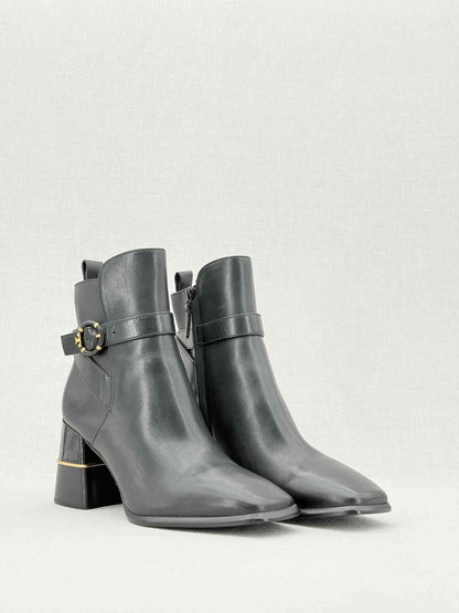 Pre - loved TORY BURCH Black Size EU 39 Ankle Boots at Reems Closet