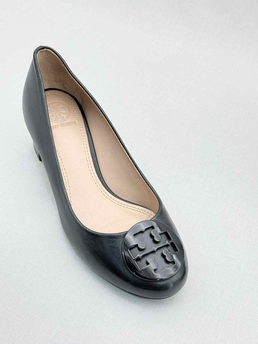 Pre - loved TORY BURCH Logo Black Size EU 37 Pumps at Reems Closet