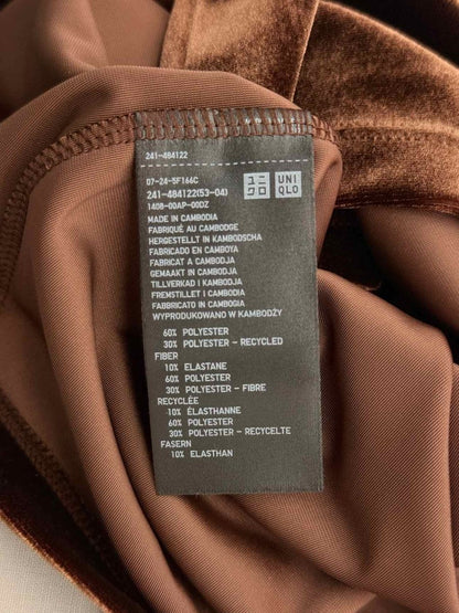 Pre - loved UNIQLO Dark Brown Size Medium Top & Pants Outfit at Reems Closet